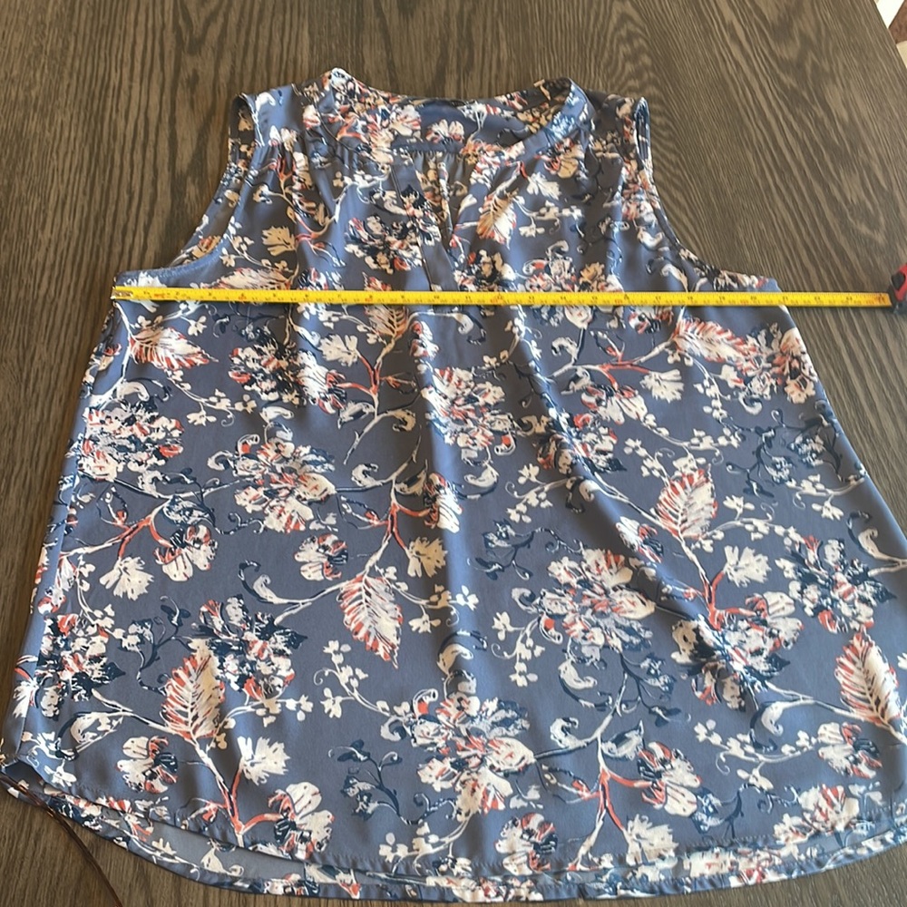 DALIA sleeveless blouse LARGE - Picture 2 of 4
